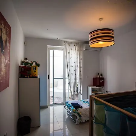 Maison Blu - Contemporary Urban Living *