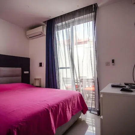 Apartment Maison Blu - Contemporary Urban Living *