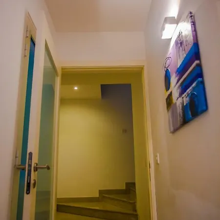Maison Blu - Contemporary Urban Living Apartment Sliema